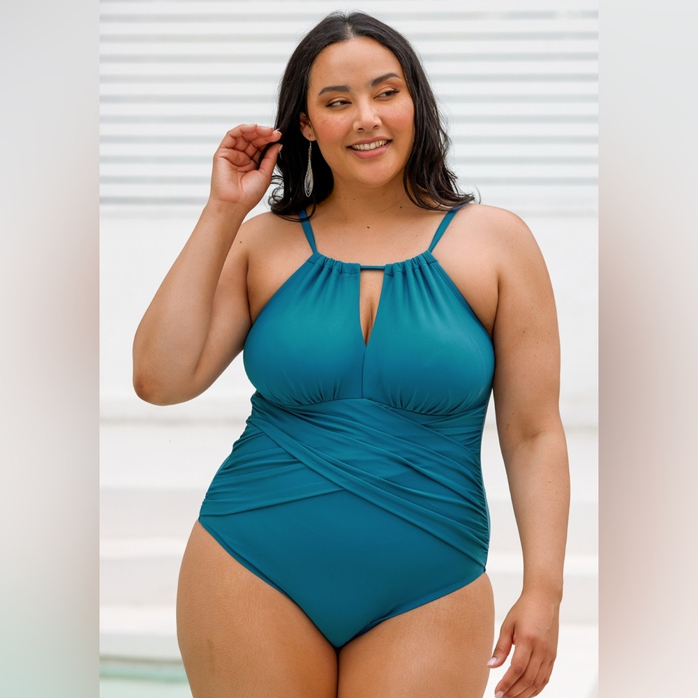 CUPSHE Emerge Cutout Crisscross Plus Size One Piece Swimsuit Size 1X